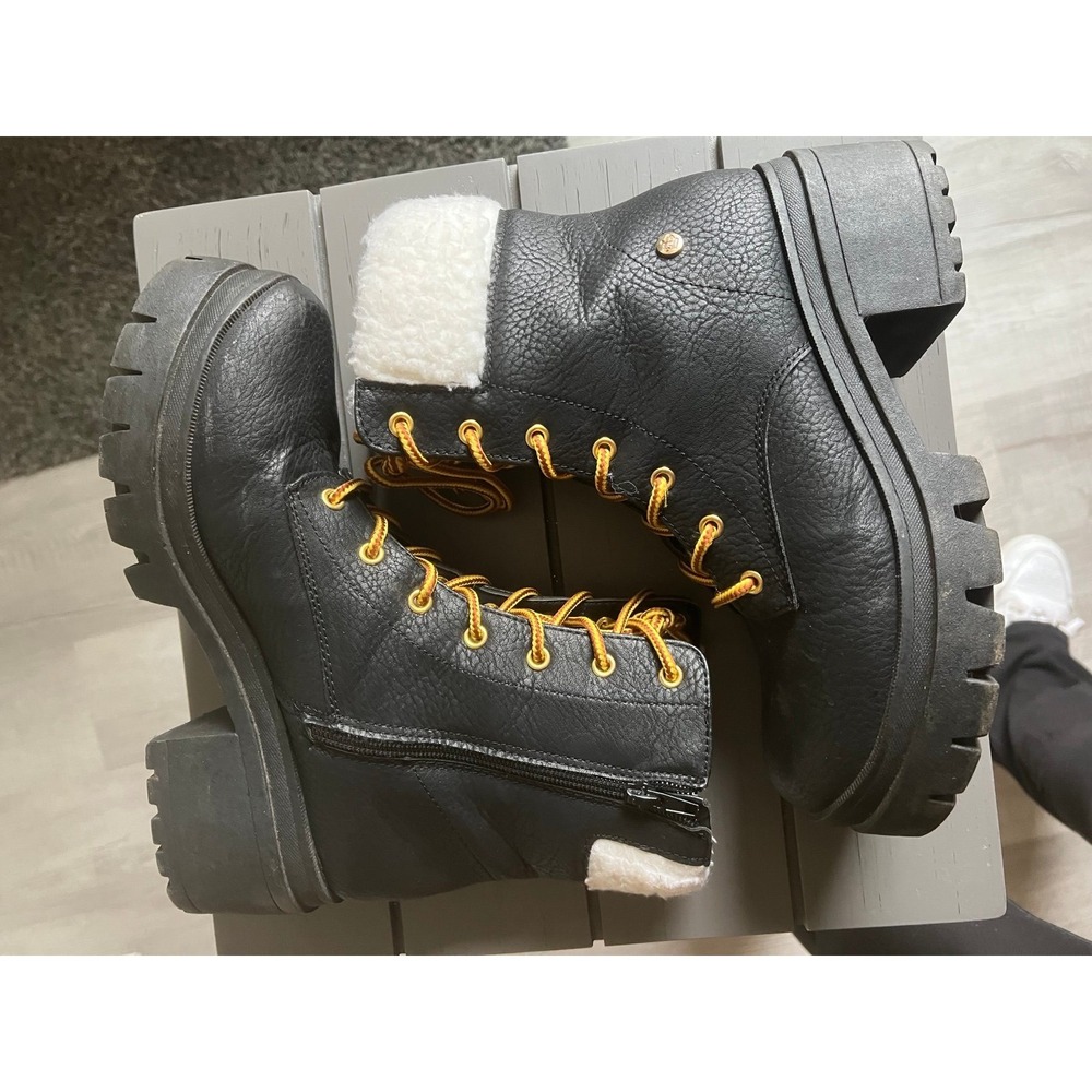 JUICY COUTURE‎ Boots black faux fur